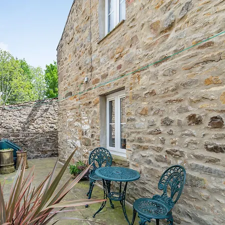 Old Dame School * Bainbridge