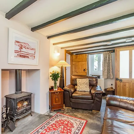 Old Dame School Dom wakacyjny Bainbridge